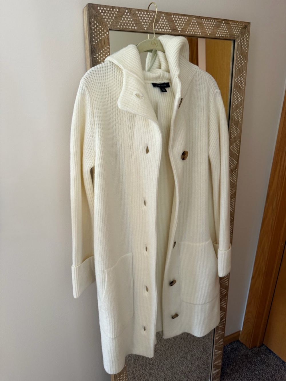 NWT Ann Taylor hooded Cream Hooded Rib Knit Coatigan with Button Front